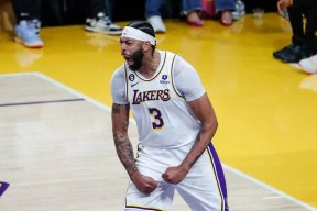 从拜仁慕尼黑集结日绝杀压哨到浓眉哥在湖人比赛中出色防守，曼联国际比赛日队长鼓劲 -尊龙体育