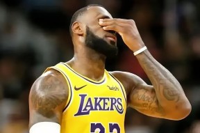 迈阿密热火训练开放日；冲刺阶段扳平良机引欢呼；NBA季后赛在即；资深球员宣示担当的简单介绍-尊龙官方入口